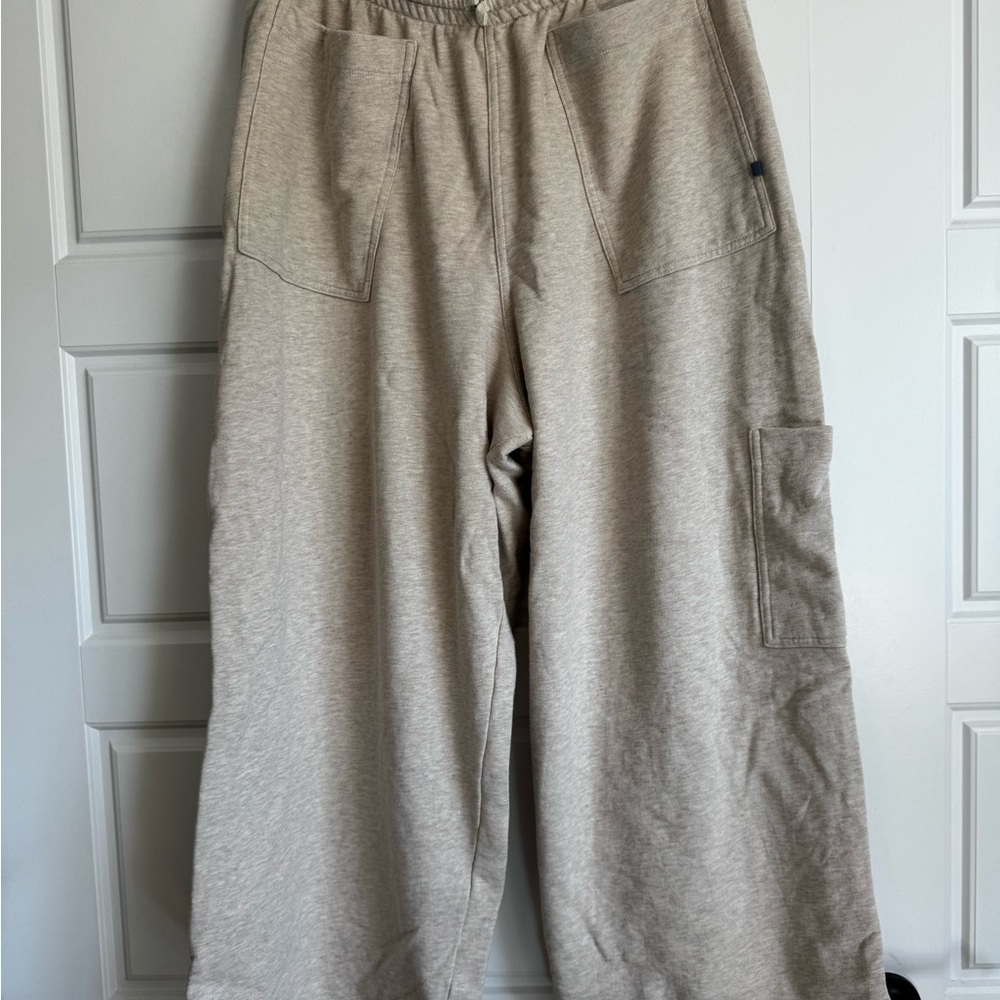 Ana + Zac Cargo Pant in Oatmeal Casual Wide-Leg Pants